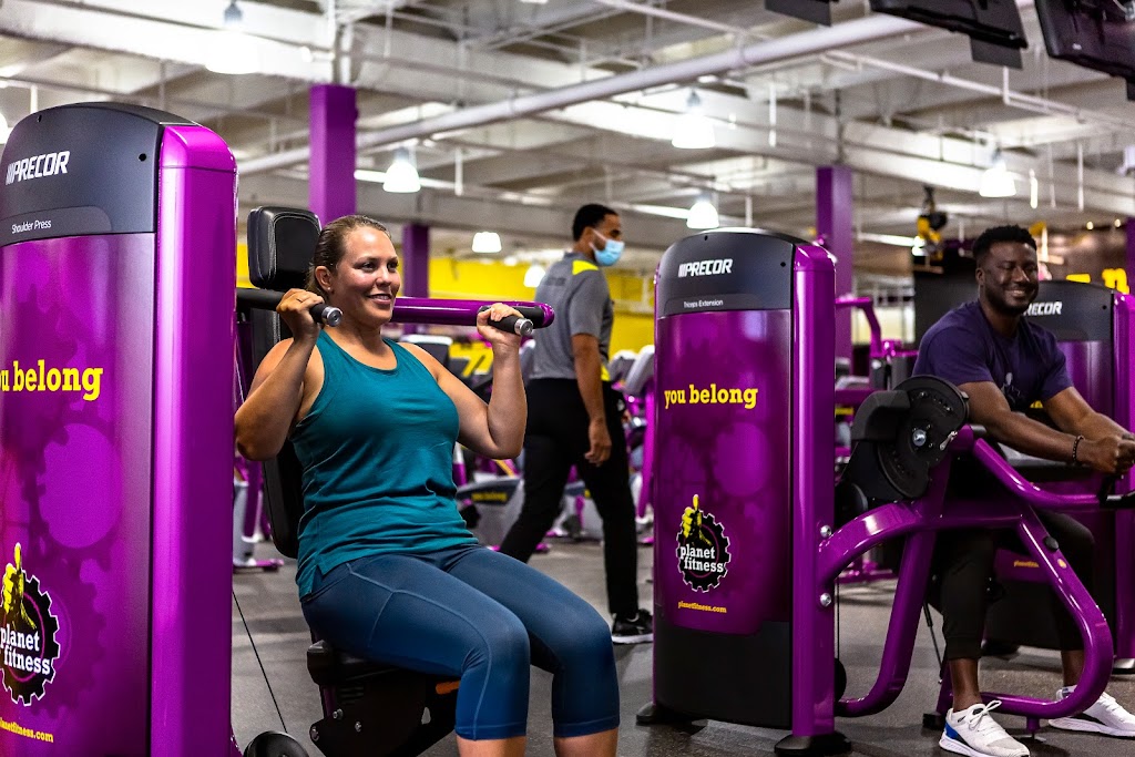 Planet Fitness | 3060 Westchester Ave, Bronx, NY 10461 | Phone: (718) 863-3488