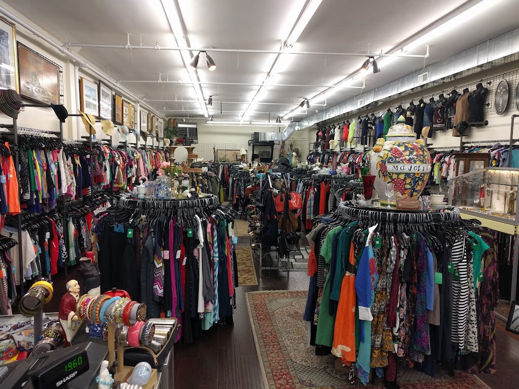 Steinway Thrift Shop | 32-36 Steinway St, Astoria, NY 11103 | Phone: (718) 278-6400