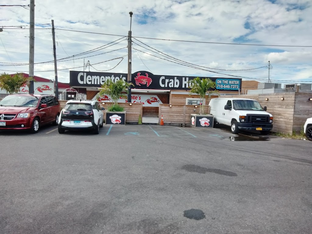 Clementes Maryland Crab House | 3939 Emmons Ave, Brooklyn, NY 11235 | Phone: (718) 646-7373