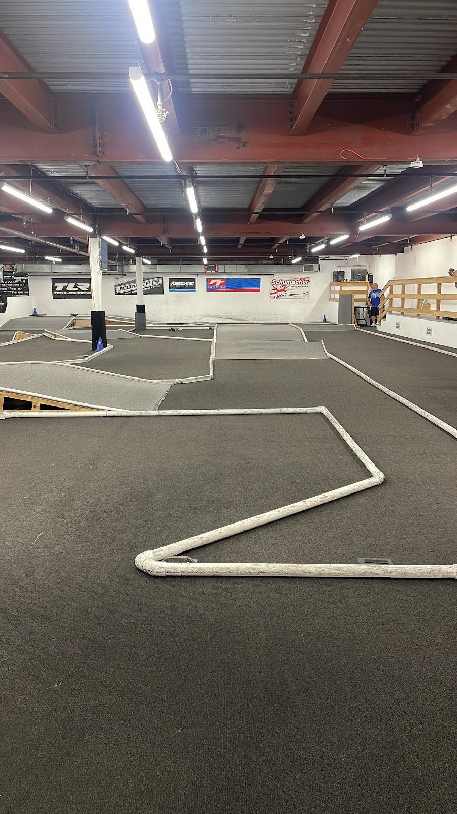 Traction Action RC Raceway & Hobbies | 11 Skyline Dr, Plainview, NY 11803 | Phone: (516) 595-7555