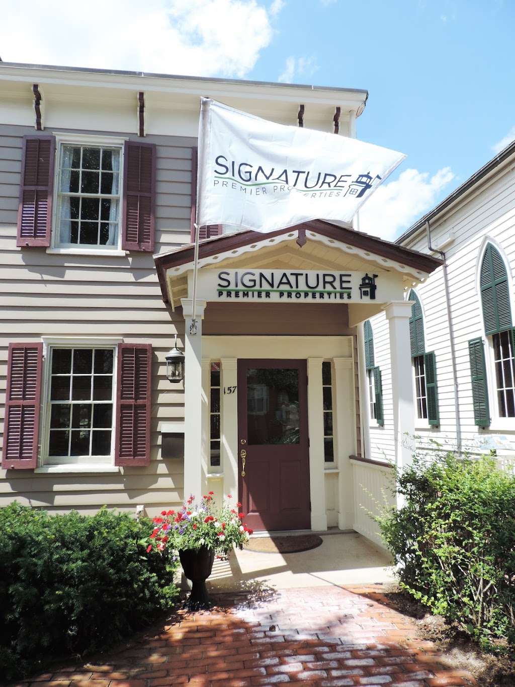 Signature Premier Properties | Cold Spring Harbor | 157 Main St, Cold Spring Harbor, NY 11724 | Phone: (631) 692-4800