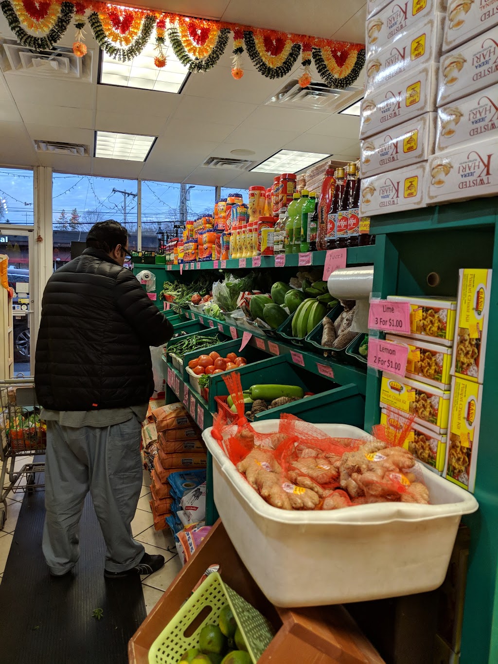 Bhavik Grocery | 130 E Main St, Elmsford, NY 10523 | Phone: (914) 592-8086