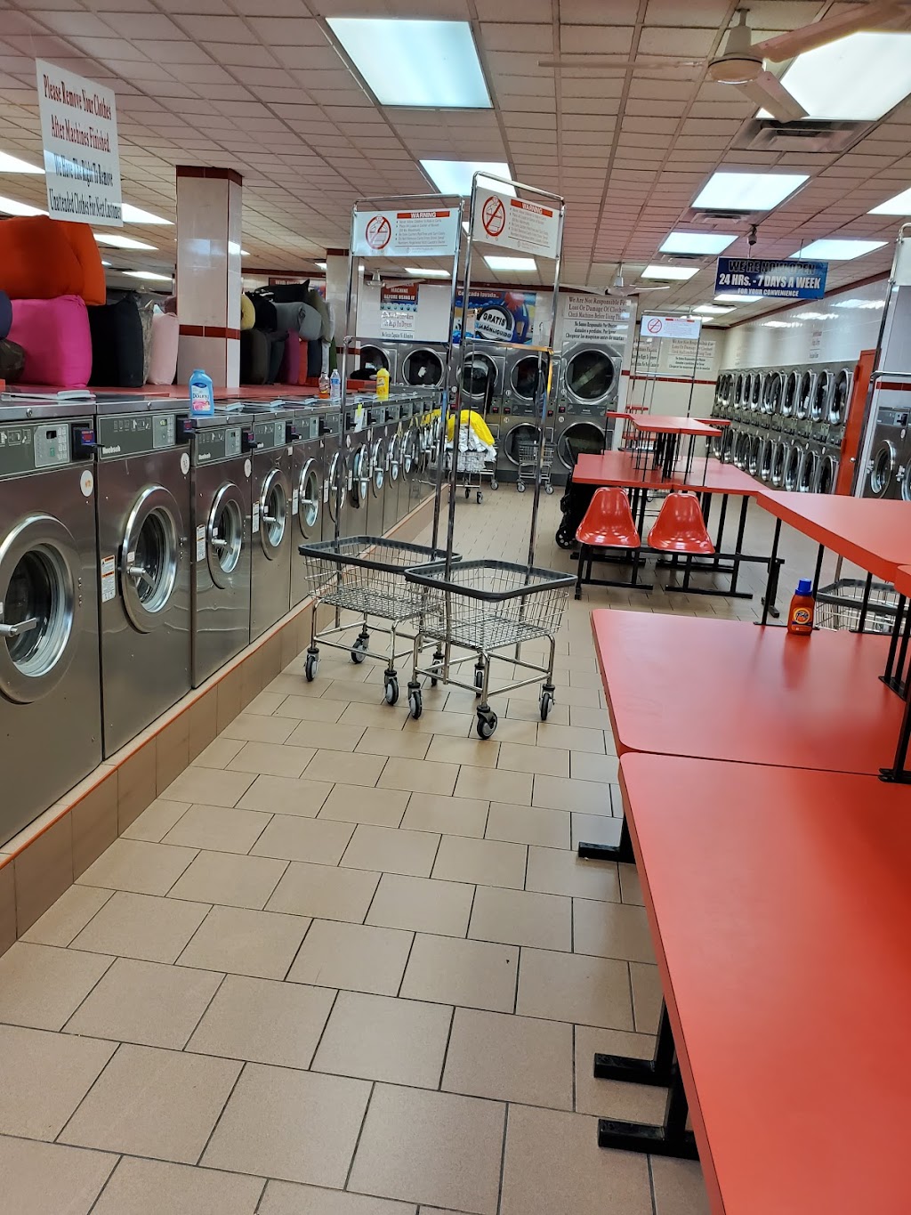 Castle Hill Laundry Station | 1006 Castle Hill Ave, Bronx, NY 10472 | Phone: (718) 684-2100