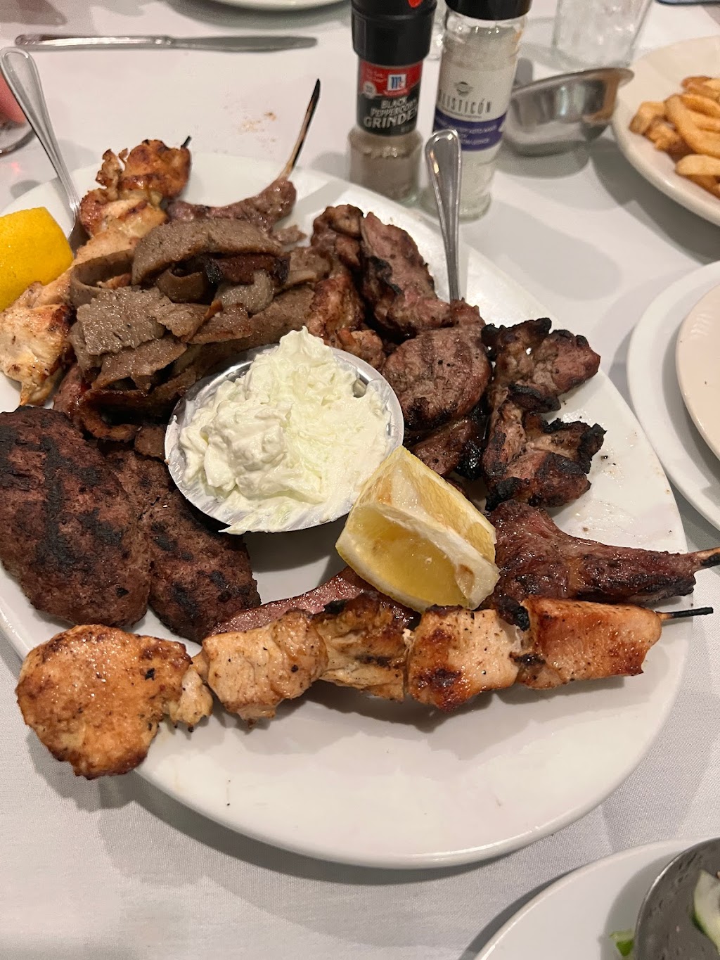 Vasilis Taverna (NOW NISIOTIS) | 365 Queen Anne Rd, Teaneck, NJ 07666 | Phone: (201) 287-1007