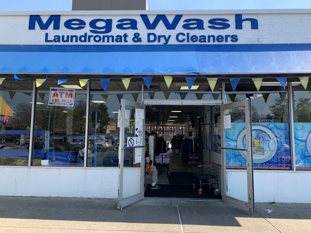 Fresh Meadows MegaWash | 195-15 69th Ave, Queens, NY 11365 | Phone: (718) 454-5767