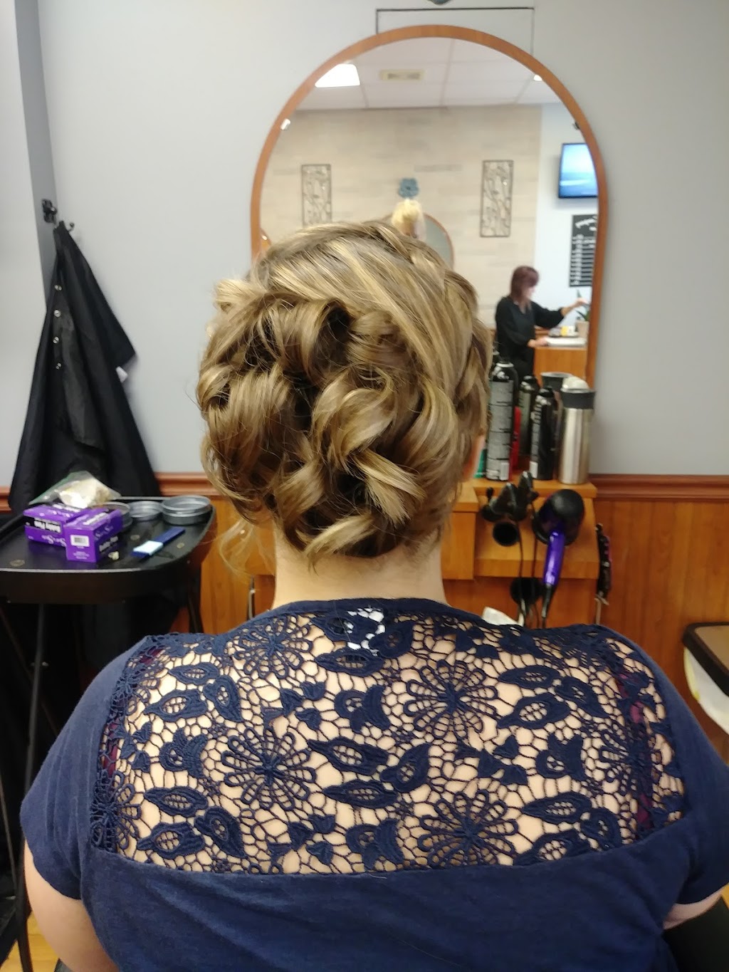 Fox and Company Salon | 948A Little E Neck Rd, West Babylon, NY 11704 | Phone: (631) 496-4089