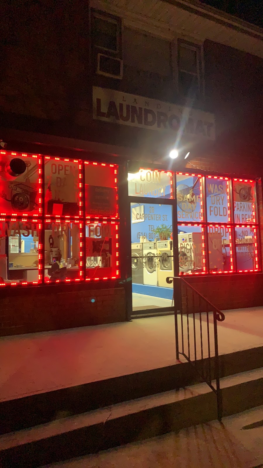 Landing Laundromat | 28 Carpenter St, Glen Cove, NY 11542 | Phone: (516) 759-4355