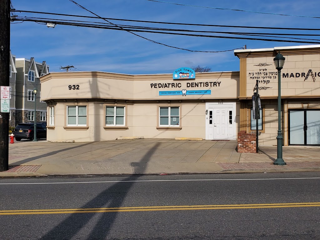 Marciano Pediatric Dentistry - Yehuda Marciano DDS PC | 932 Broadway, Woodmere, NY 11598 | Phone: (516) 295-3733