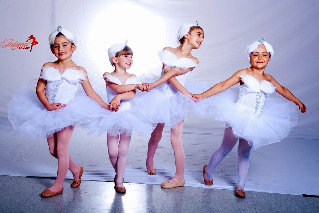 Integral Ballet School | 1842 Merrick Rd, Merrick, NY 11566 | Phone: (516) 442-1590