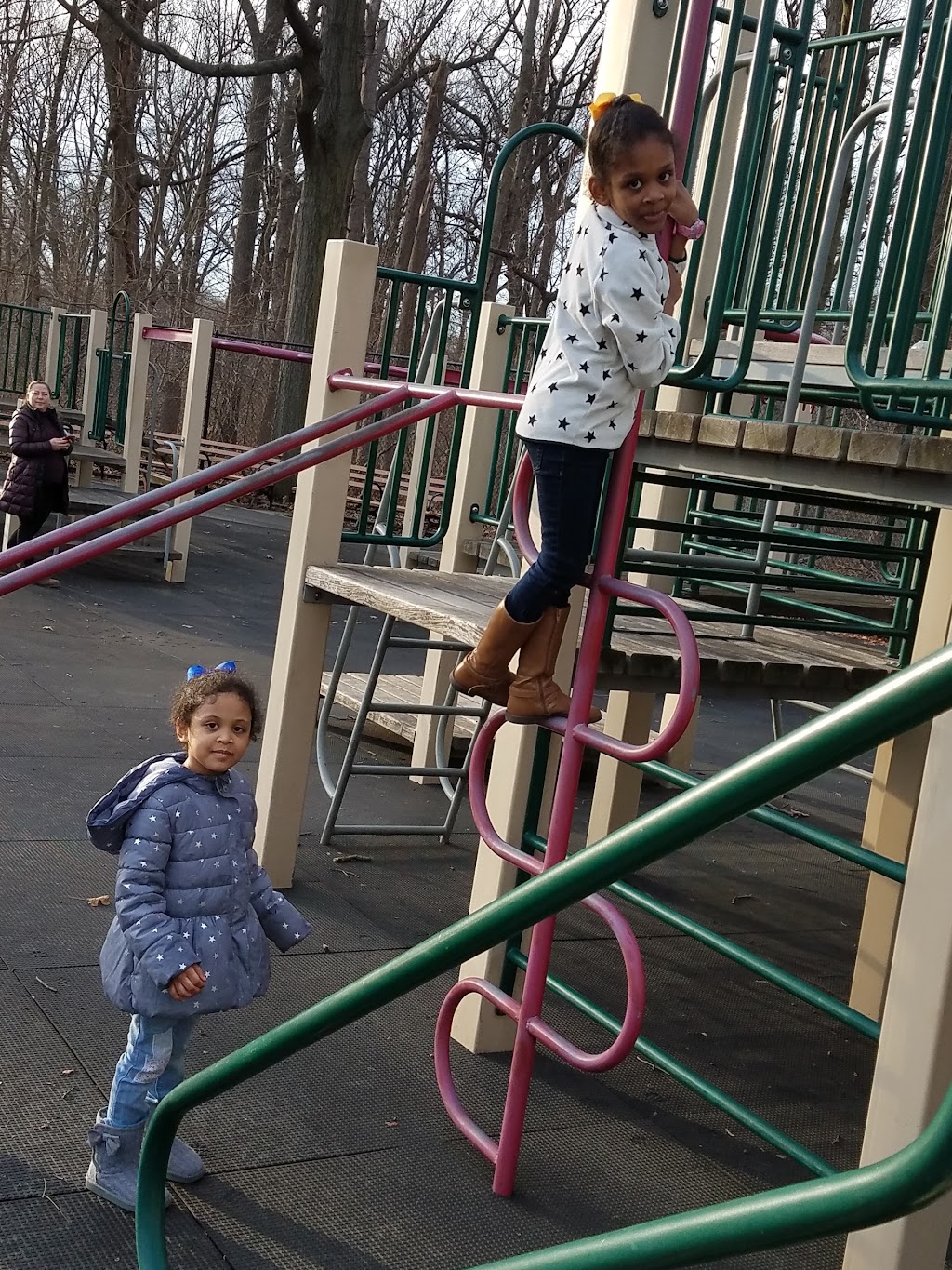 McLaughlin Playground | 200-04 McLaughlin Ave, Queens, NY 11423 | Phone: (212) 639-9675