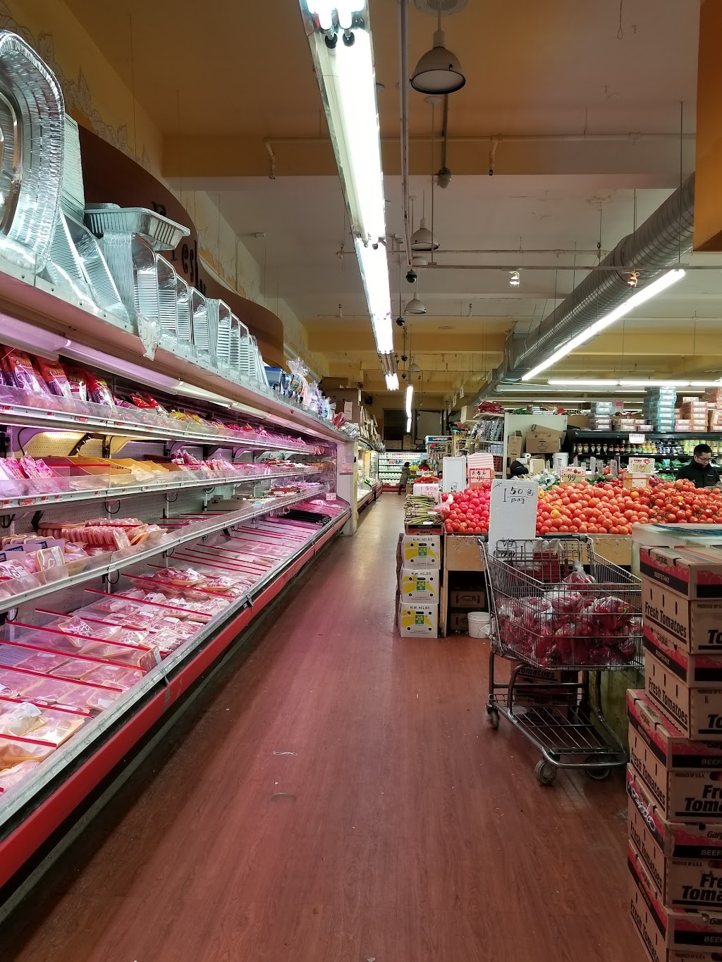 IOG Supermarket | 19525 69th Ave, Queens, NY 11365 | Phone: (929) 335-0322