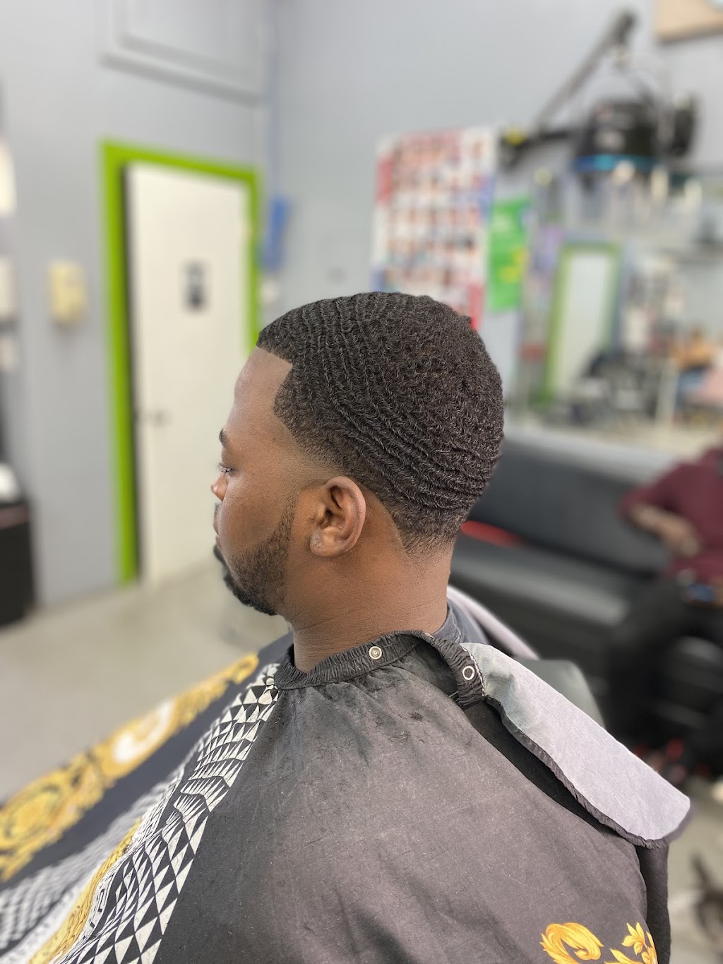 DONS BARBER LOUNGE | 221 Nassau St, Westbury, NY 11590 | Phone: (516) 406-7566