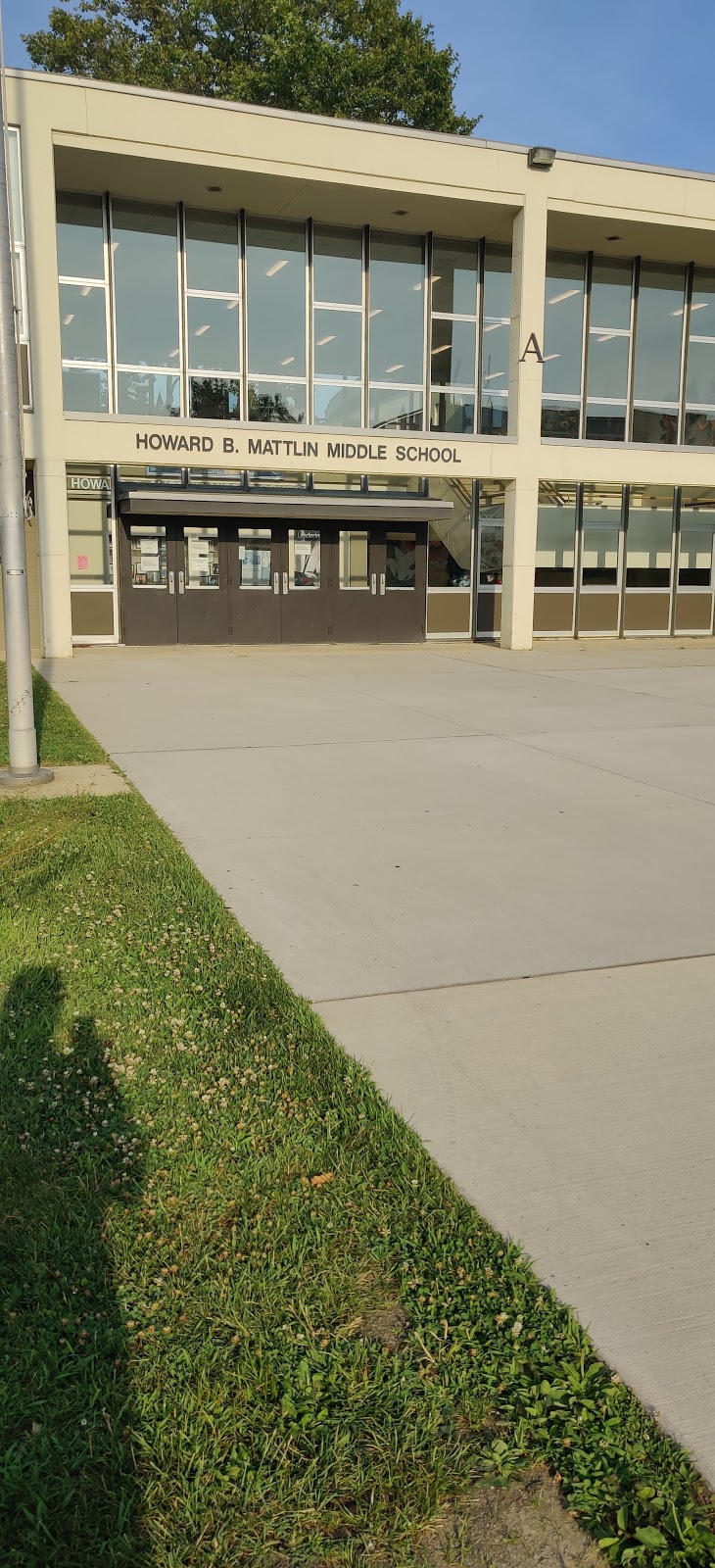 Howard B. Mattlin Middle School | 100 Washington Ave, Plainview, NY 11803 | Phone: (516) 434-3250