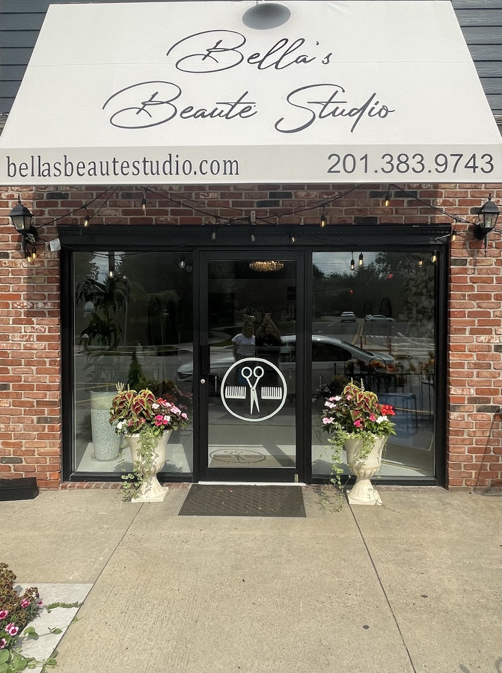 Bellas Beaute Studio | 272 Old River Rd, Edgewater, NJ 07020 | Phone: (201) 383-9743