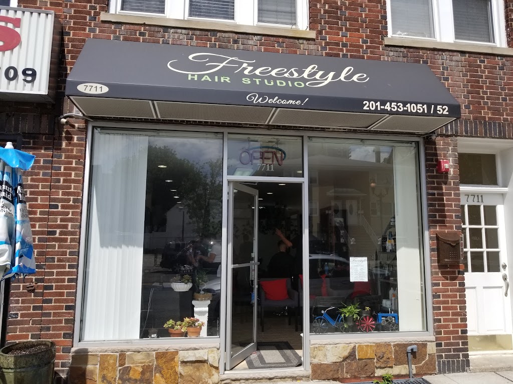 Freestyle Hair Studio | 7711 Broadway, North Bergen, NJ 07047 | Phone: (201) 453-1051