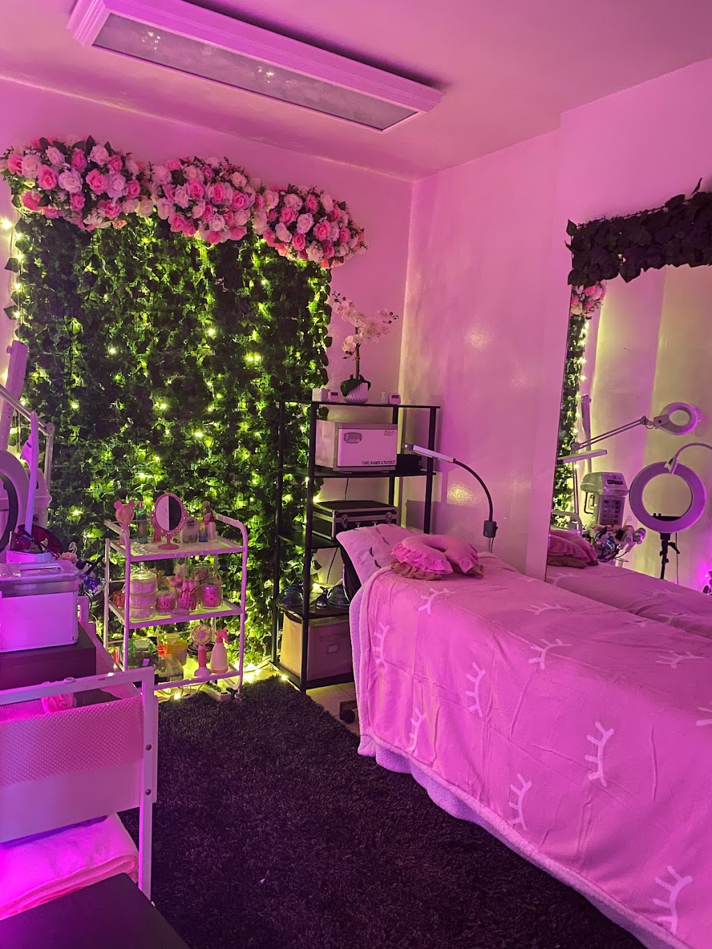 ROSSE SPRAY TAN STUDIO | 4169 Parsons Blvd, Queens, NY 11355 | Phone: (347) 593-2416