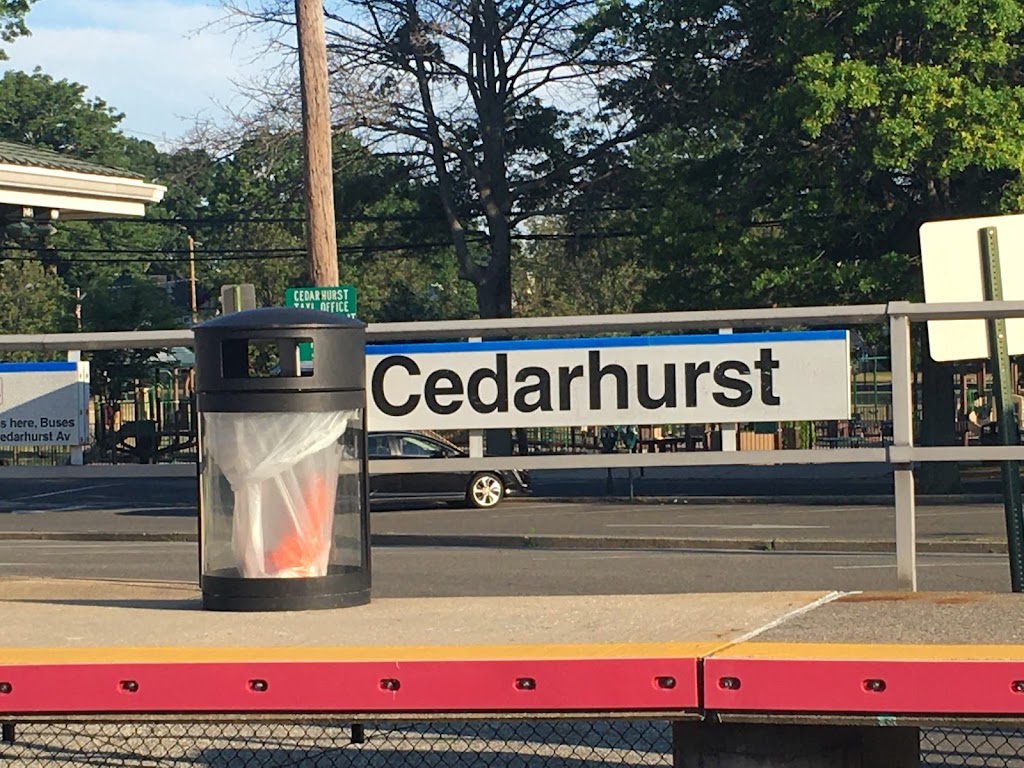 Cedarhurst LIRR Station Parking 6 | 68 Spruce St, Rosedale, NY 11422 | Phone: (516) 295-5770