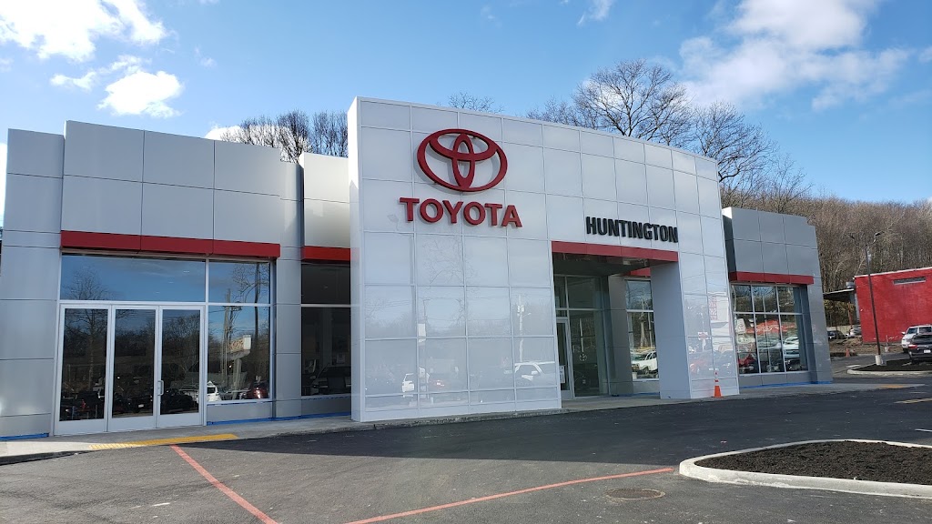 Empire Toyota of Huntington | 1030 E Jericho Turnpike, Huntington Station, NY 11746 | Phone: (631) 498-8302