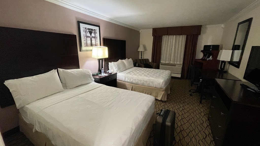 Mitchell Executive Hotels | 2339 Rte 4 E, Fort Lee, NJ 07024 | Phone: (201) 944-5000