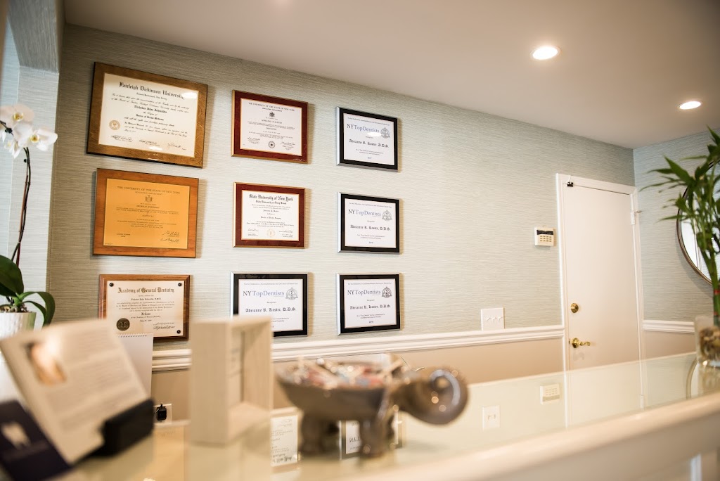 Locust Valley Dentists | 5 Weir Ln, Locust Valley, NY 11560 | Phone: (516) 460-9891