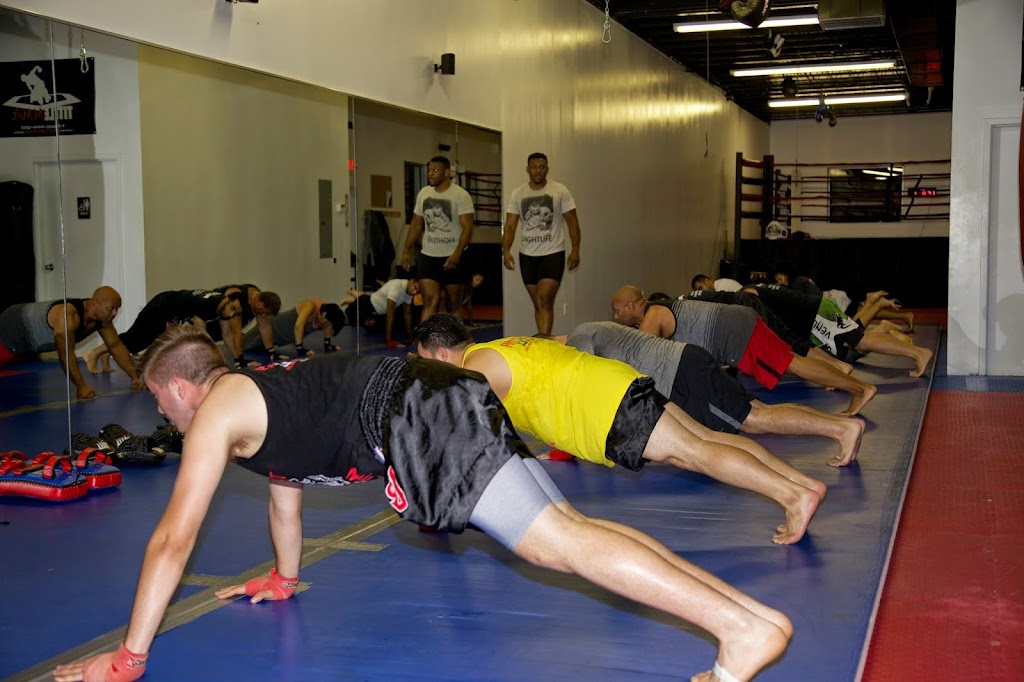 PinPoint Muay Thai/MMA and fitness | 478 Merrick Rd, Lynbrook, NY 11563 | Phone: (516) 341-0200