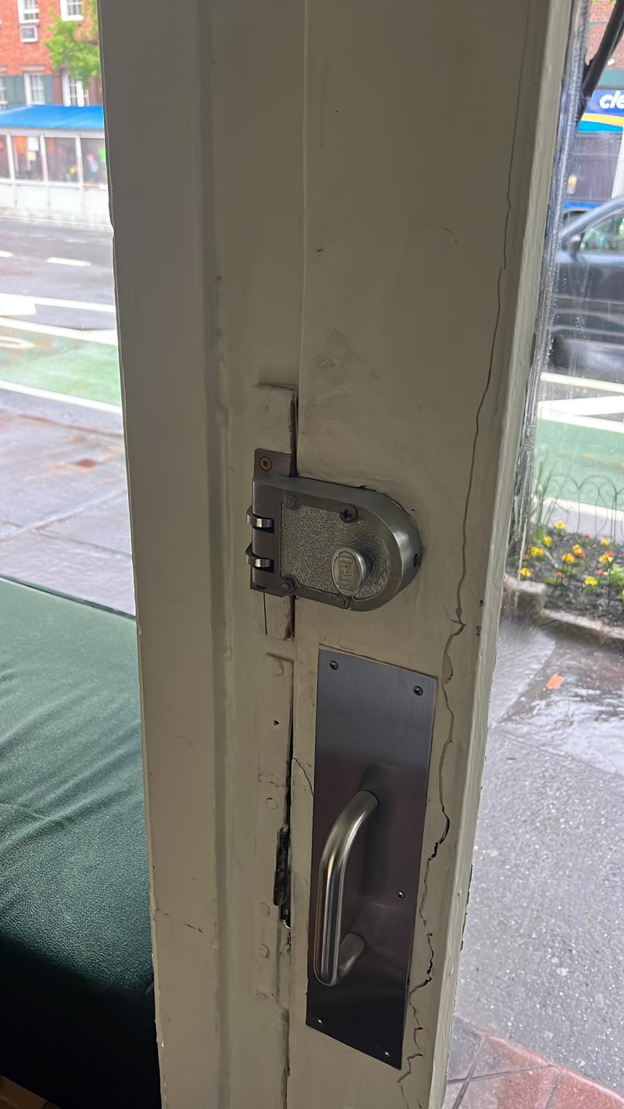 Locksmith Pro Park Ridge | 133 Kinderkamack Rd, Park Ridge, NJ 07656 | Phone: (201) 416-7614