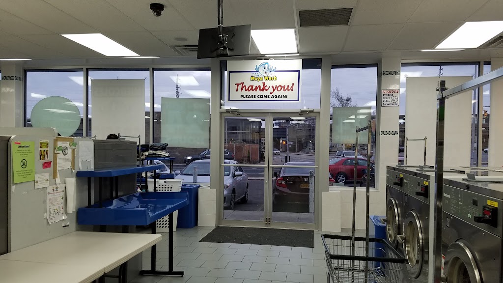 Mega Wash Laundromat | 35 Broadway, Freeport, NY 11520 | Phone: (516) 223-4913