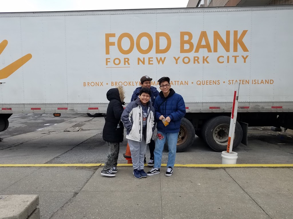 Food Bank For New York City | 355 Food Center Dr, Bronx, NY 10474 | Phone: (718) 991-4300