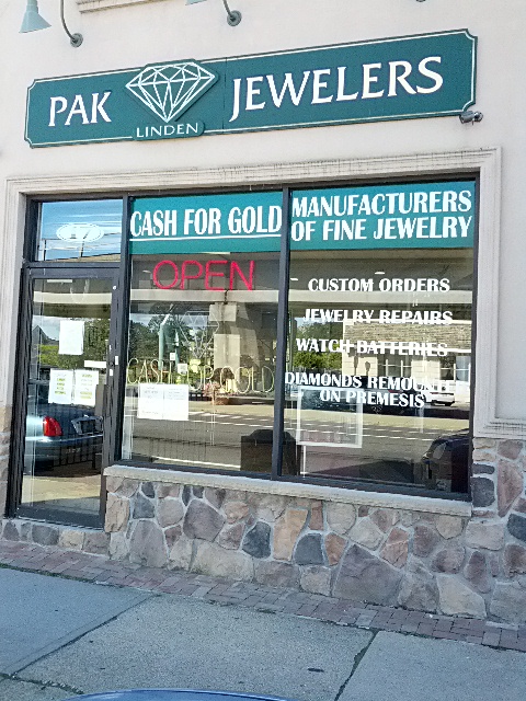 Pak Linden Jewelers | 17 E Hoffman Ave, Lindenhurst, NY 11757 | Phone: (631) 592-1919