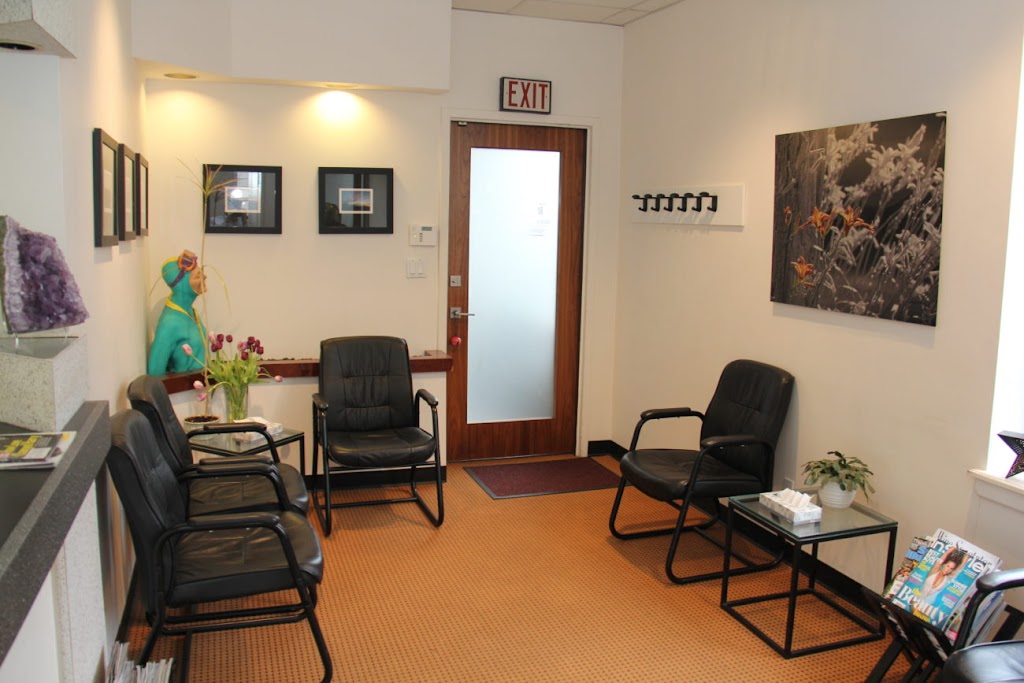 East Hills Dental Associates: Richard A. Sousa, DDS | 14 Glen Cove Rd, Roslyn Heights, NY 11577 | Phone: (516) 484-6600