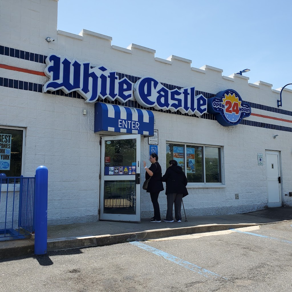 White Castle | 6207 Sunrise Hwy, Massapequa, NY 11758 | Phone: (516) 799-4641