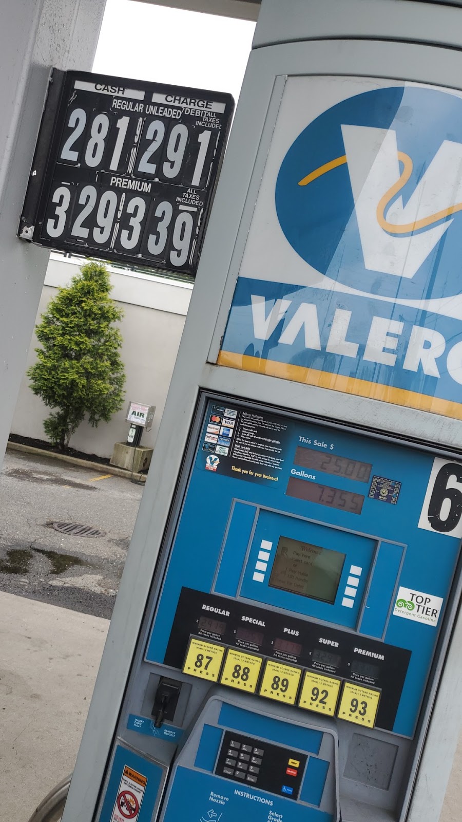 Valero | 207 Sunrise Hwy, Bellmore, NY 11710 | Phone: (210) 345-2000