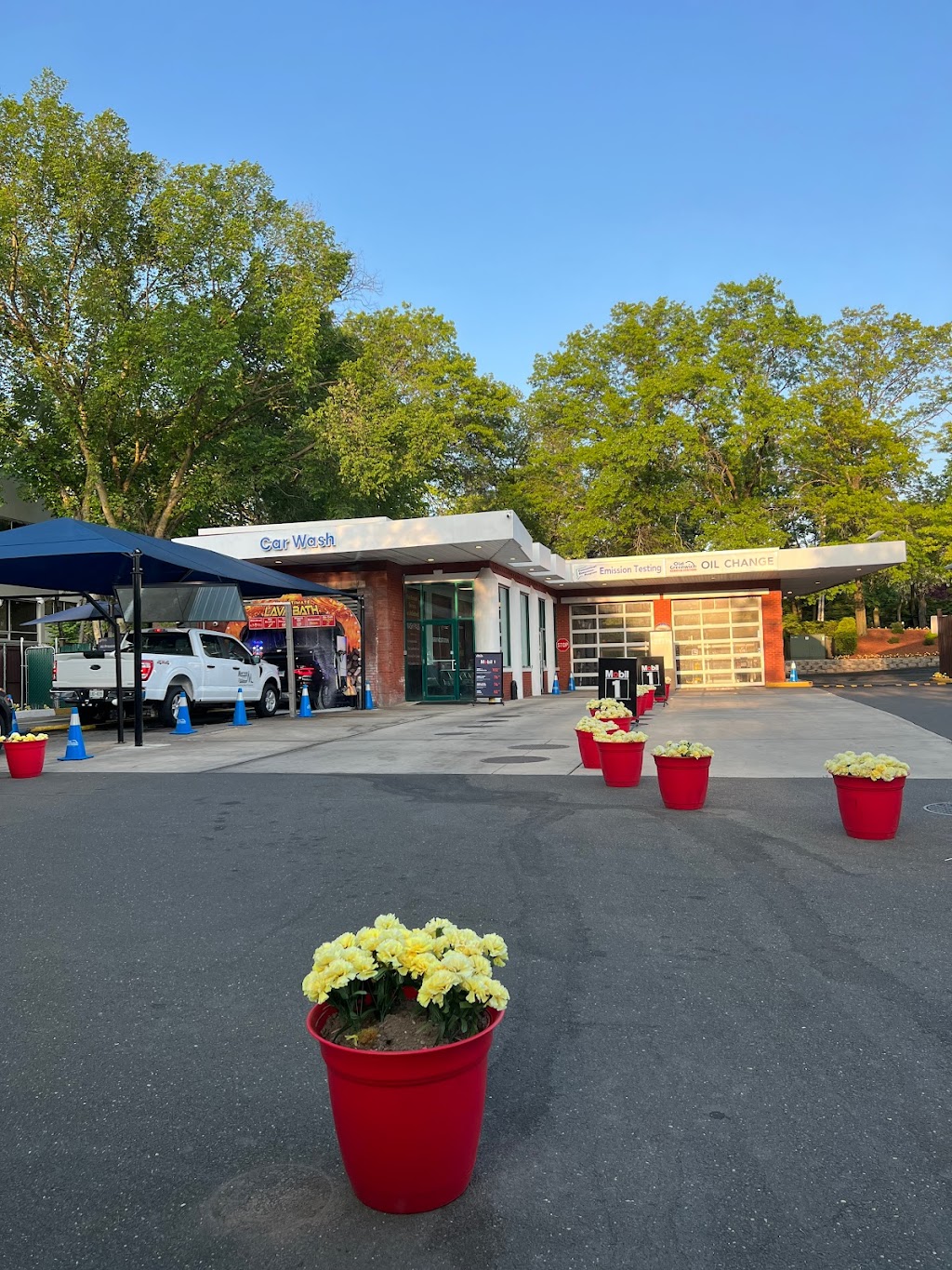 Shell Car Wash | 1429 E Putnam Ave, Old Greenwich, CT 06870 | Phone: (203) 637-7903