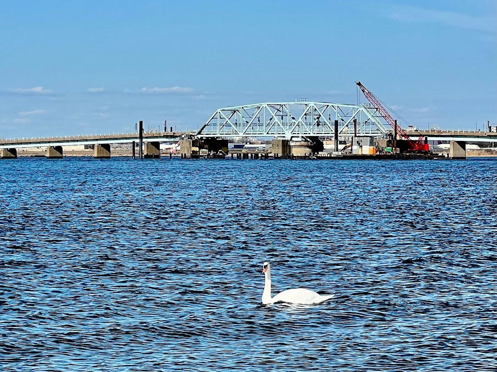 Jamaica Bay Wildlife Refuge Canoe Launch | Far Rockaway, NY 11693 | Phone: (718) 758-3671