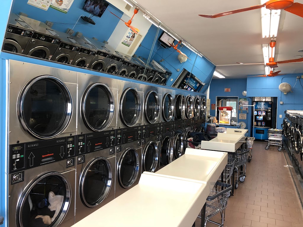 Willis Laundromat | 965 Willis Ave #1, Albertson, NY 11507 | Phone: (516) 248-6649