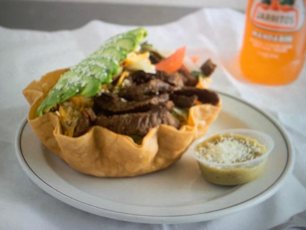 Mexican food El chilito food truck | 206 Richmond Hill Ave, Stamford, CT 06902 | Phone: (203) 940-0922