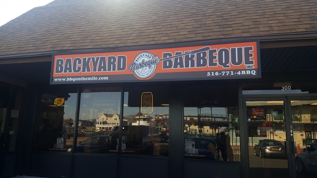 Backyard Barbeque | 300 Woodcleft Ave, Freeport, NY 11520 | Phone: (516) 771-4227