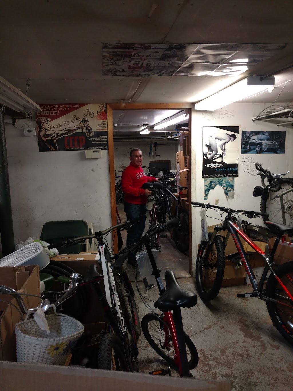 Bike Junkie | 272 Broadway Apartment 3, Bethpage, NY 11714 | Phone: (516) 932-7271