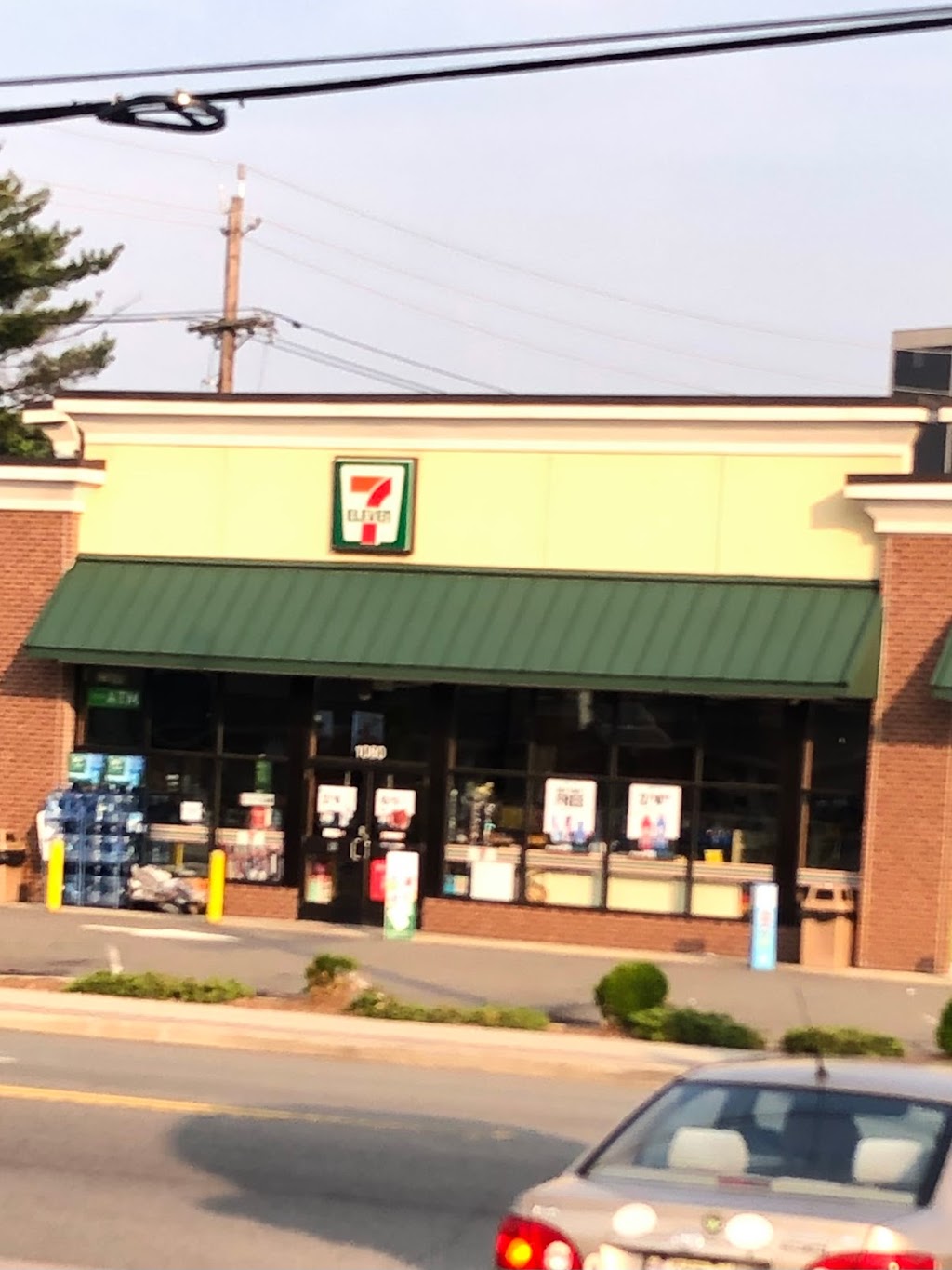 7-Eleven | 584 Kinderkamack Rd, River Edge, NJ 07661 | Phone: (201) 261-0519