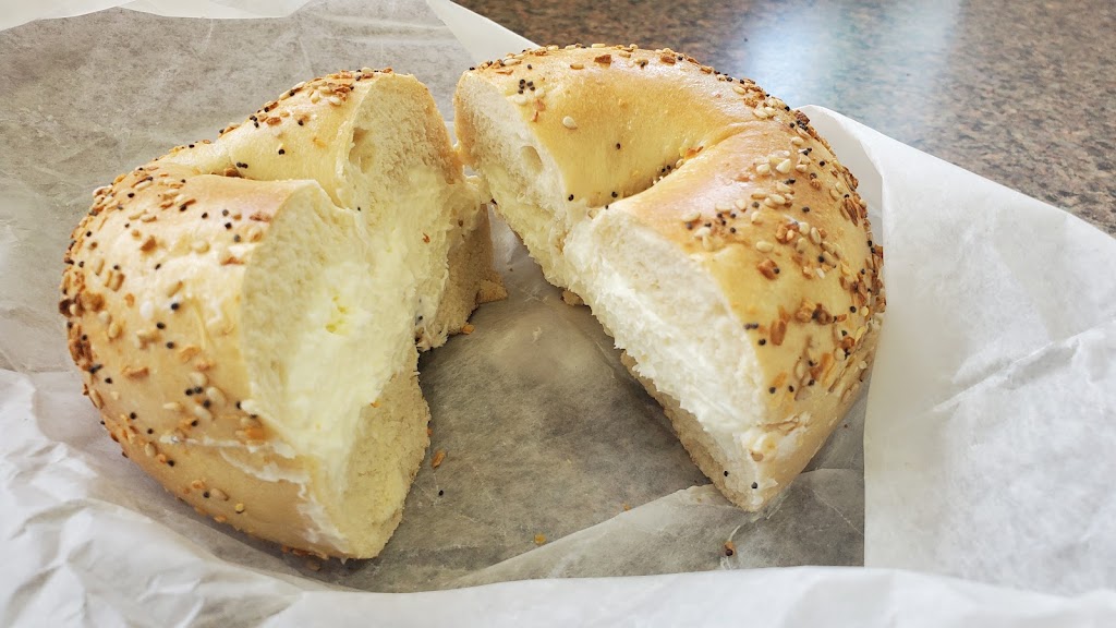 The Bagel Hut | 525 Fulton St, Farmingdale, NY 11735 | Phone: (516) 249-3300