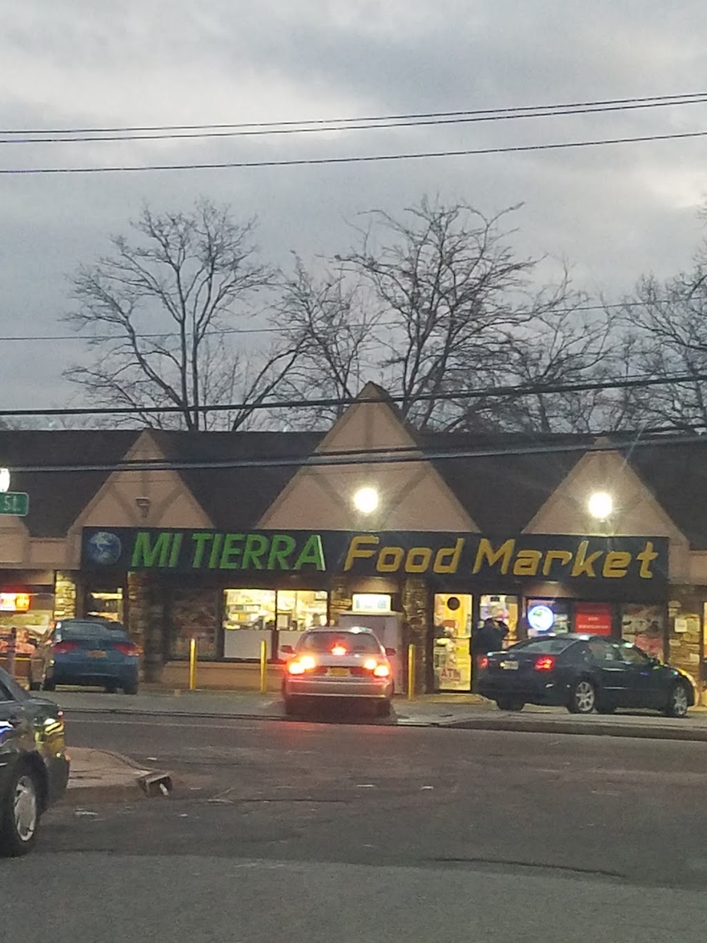 Mi Pueblo Food Market | A, 3136, 380, 380 Oak St, Copiague, NY 11726 | Phone: (631) 798-1843