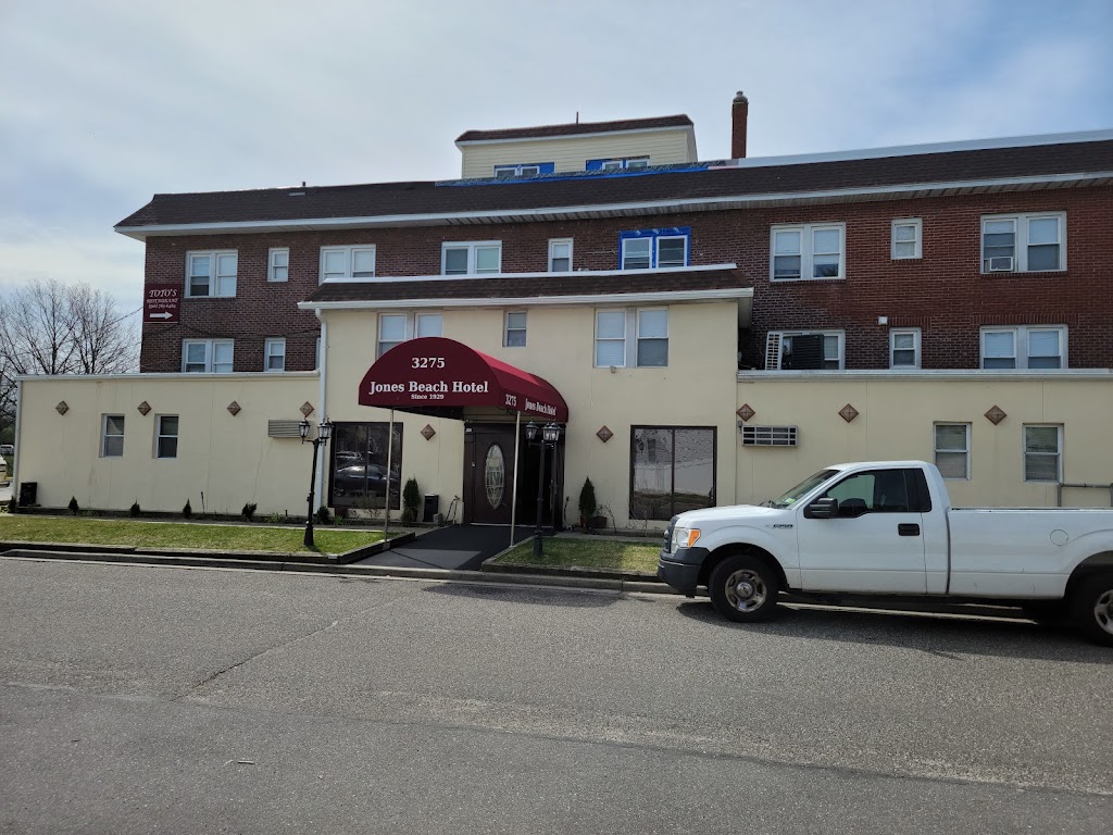 Jones Beach Hotel | 3275 Byron St, Wantagh, NY 11793 | Phone: (516) 785-2020