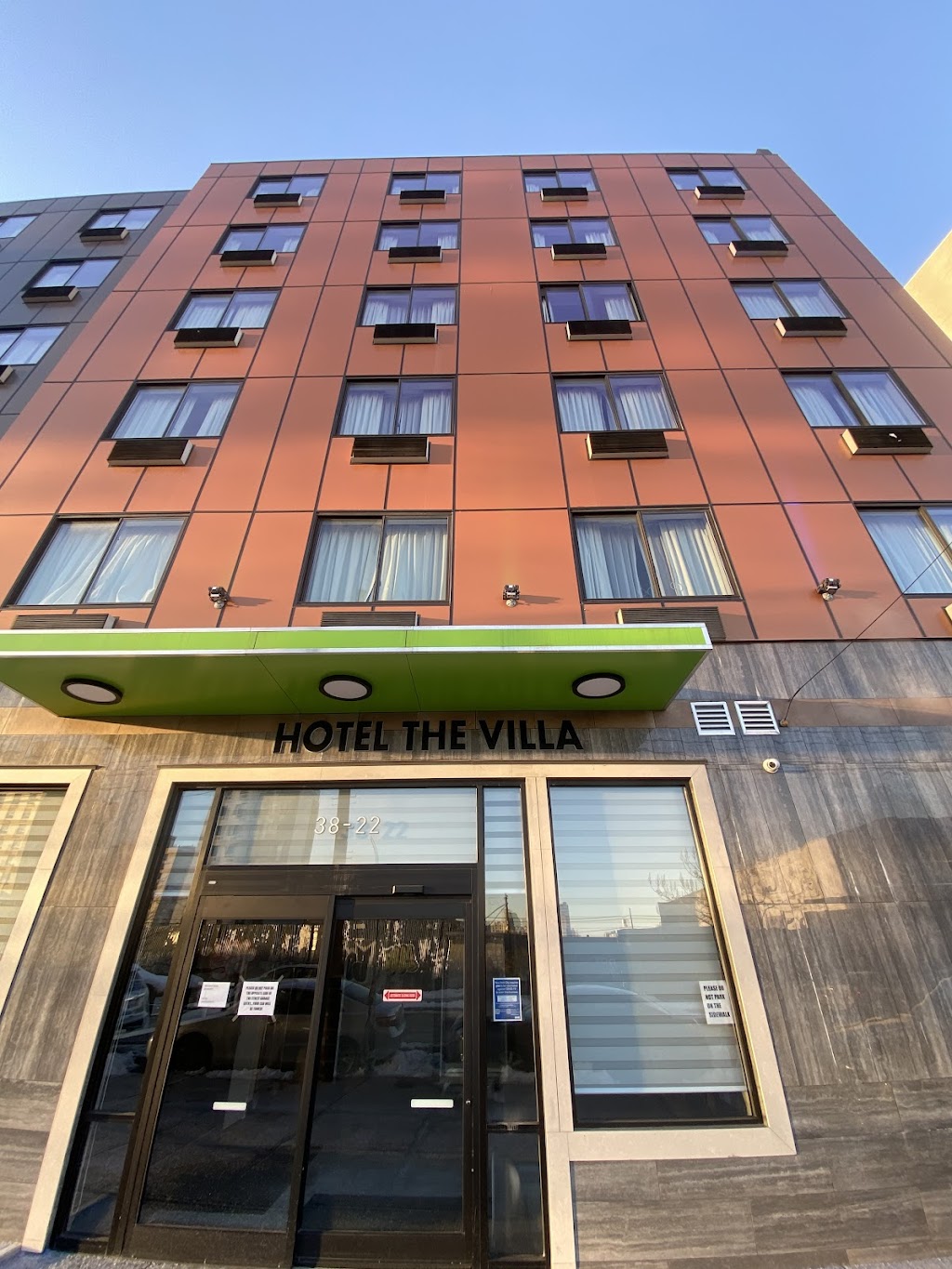 Hotel The Villa | 38-22 11th St, Queens, NY 11101 | Phone: (718) 361-3040