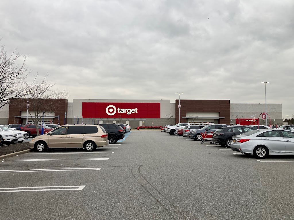 Target | 999 Corporate Dr, Westbury, NY 11590 | Phone: (516) 222-1003