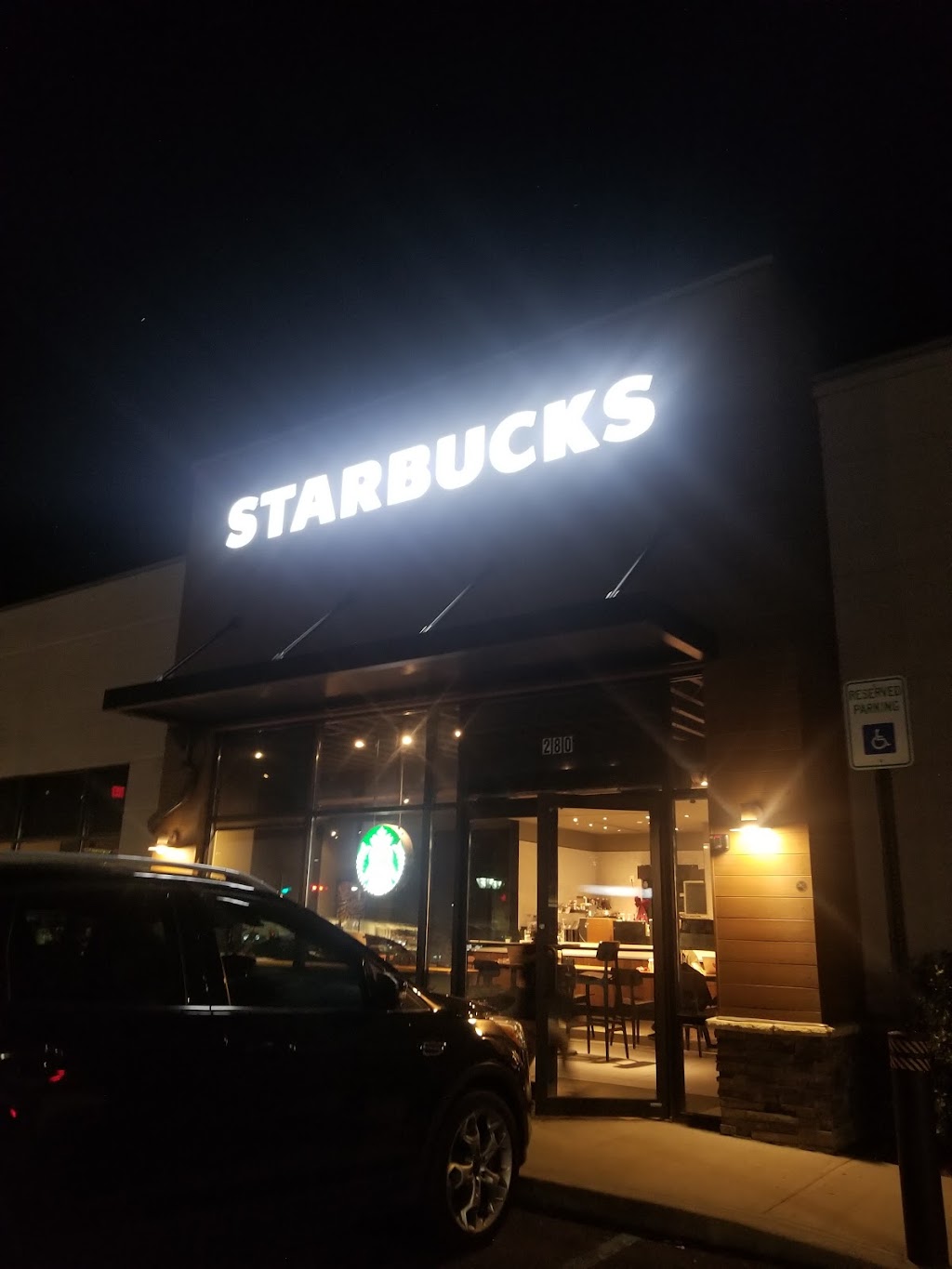 Starbucks | 290 E Main St, Elmsford, NY 10523 | Phone: (914) 606-1674