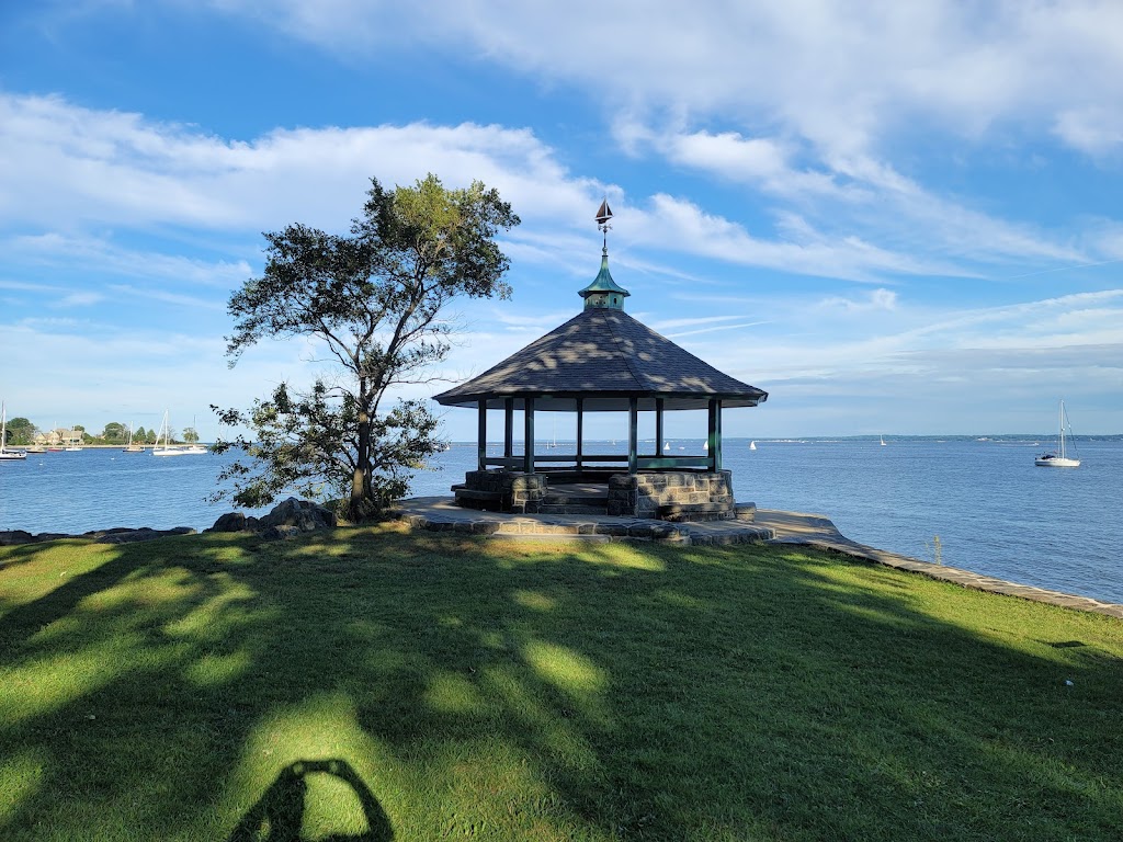 Larchmont Manor Park | 108 Park Ave, Larchmont, NY 10538 | Phone: (914) 834-4309