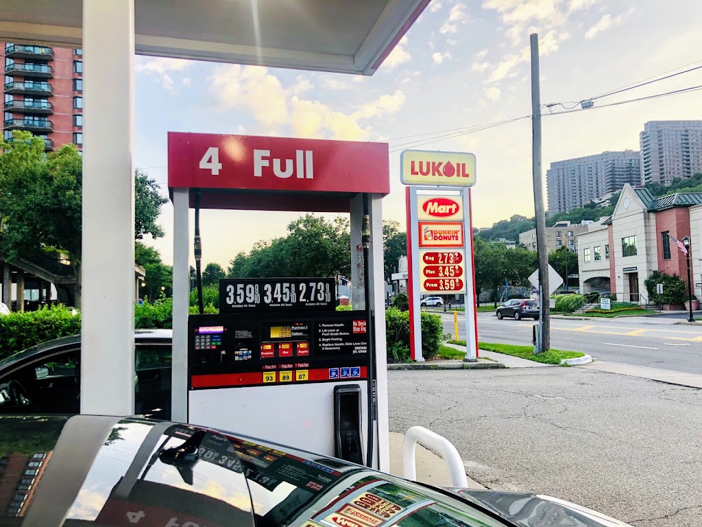 LUKOIL | 955 River Rd, Edgewater, NJ 07020 | Phone: (201) 585-2811