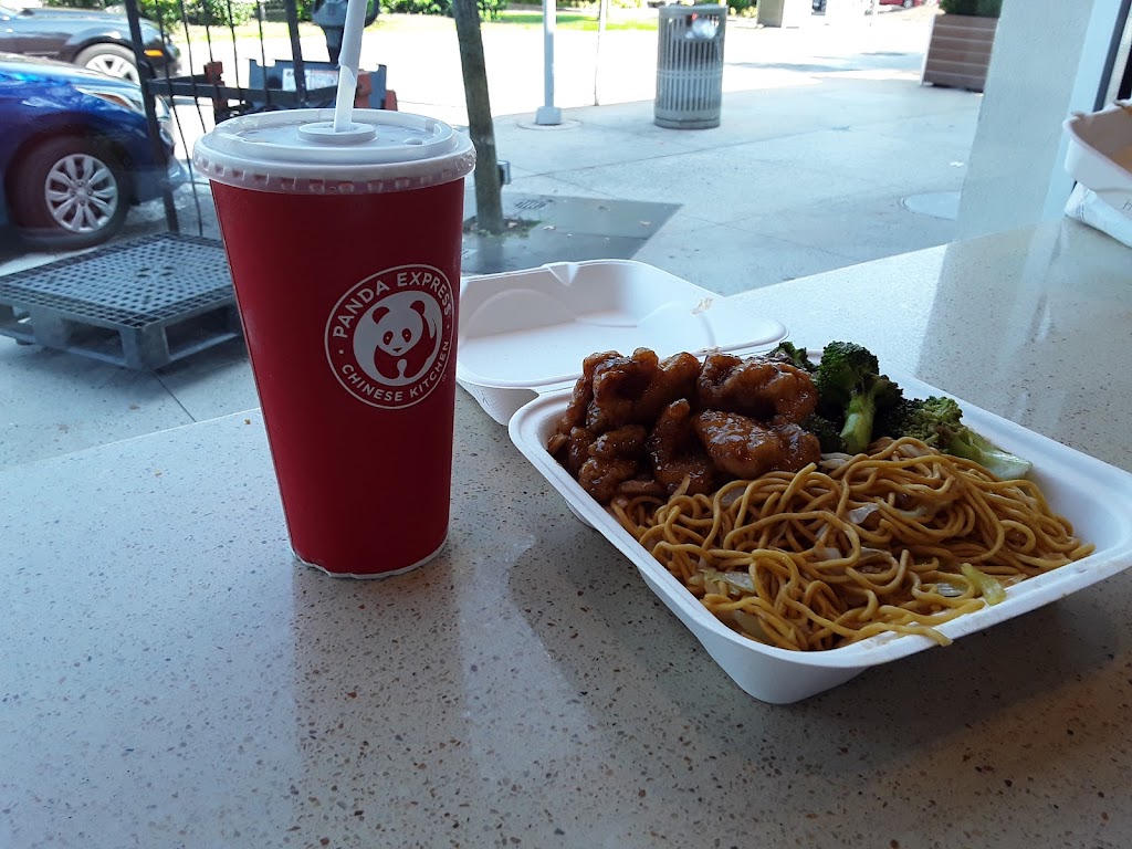 Panda Express | 3080 Mall Walk, Yonkers, NY 10704 | Phone: (914) 968-9138