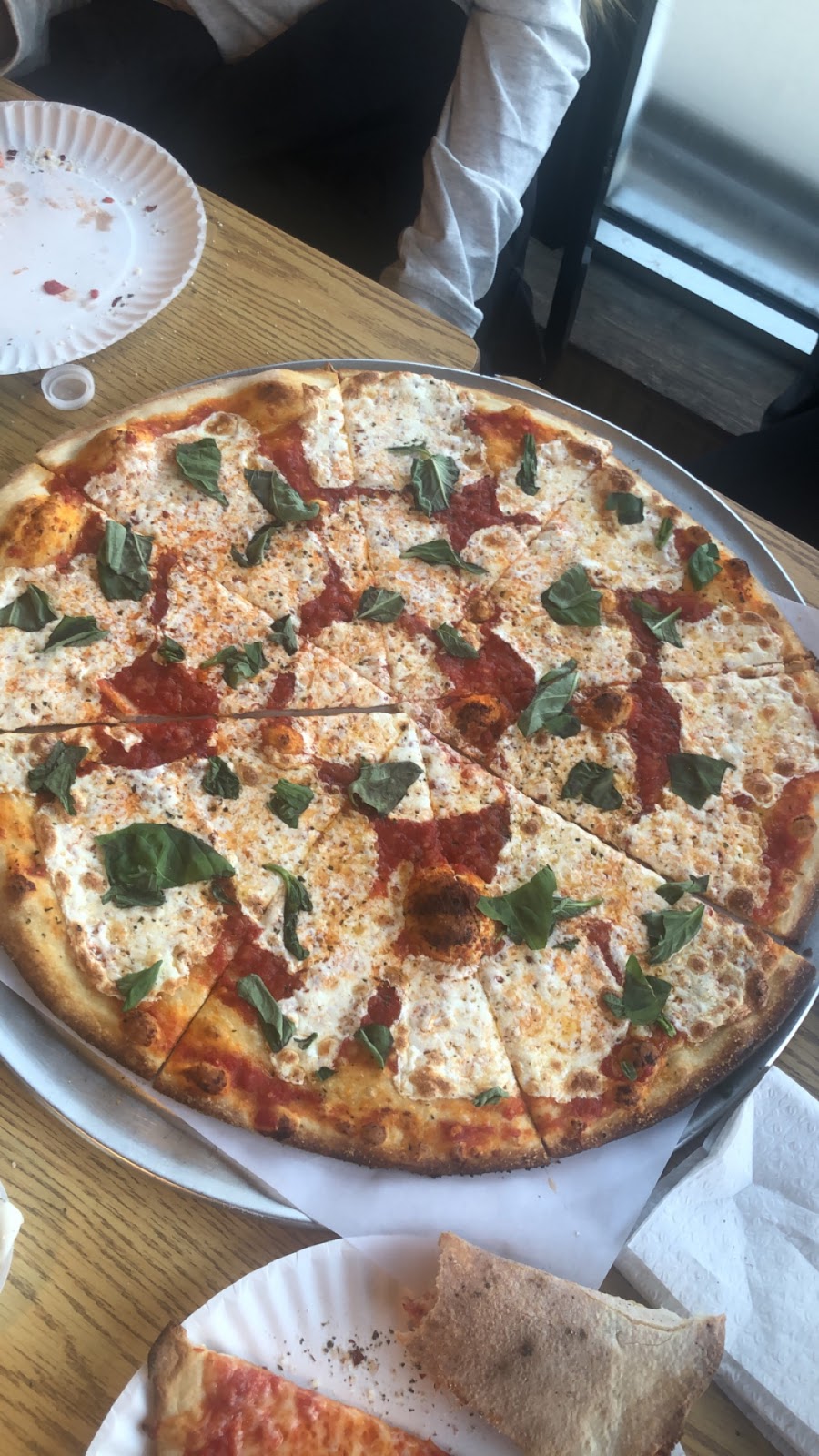 Bobs Thin Crust Pizza | 83 Old Tappan Rd, Tappan, NY 10983 | Phone: (845) 398-2618