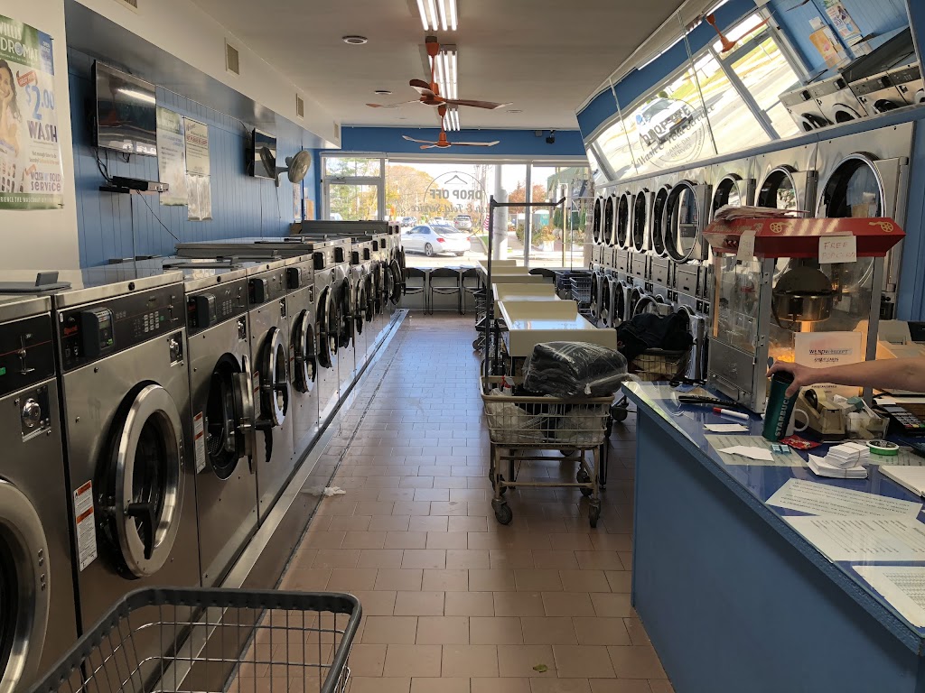 Willis Laundromat | 965 Willis Ave #1, Albertson, NY 11507 | Phone: (516) 248-6649